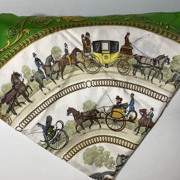 Authentic HERMES "LA PROMENADE DE LONGCHAMPS" Green 100% Silk Scarf - Picture 11 of 13